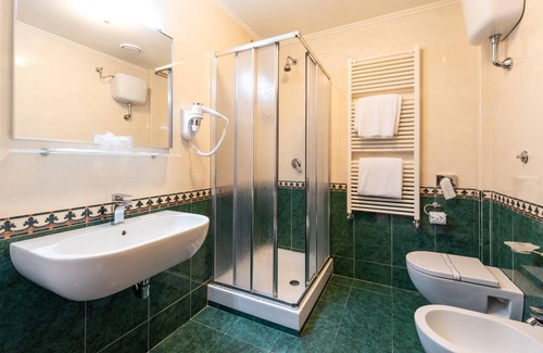 Bolsena Hotel | Hotel Lido