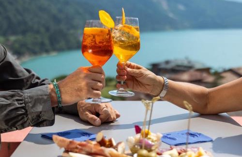 Molveno Hotel | Hotel Londra Slow Living Molveno