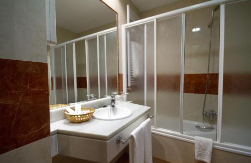 Rejas Hotel | Hotel Los 5 Pinos