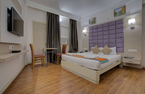Deoghar Hotel | Hotel Mahadev Palace