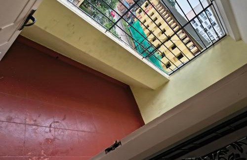 Adyar Hotel | Hotel maharaj residency attavara