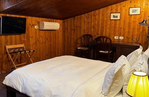 Berat Hotel | Hotel Mangalemi