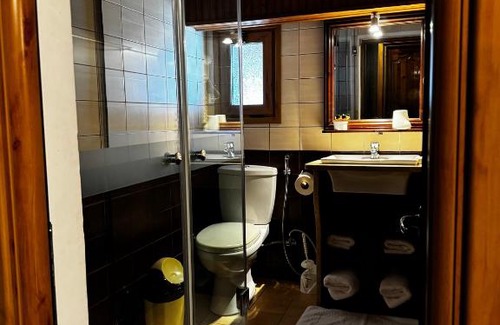 Berat Hotel | Hotel Mangalemi