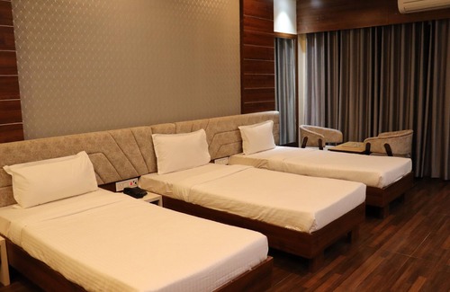 Pachpadra Hotel | Hotel Manglam