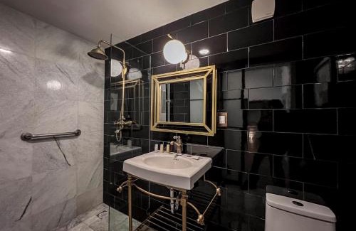 Leon Hotel | Hotel Mansion E Borbon