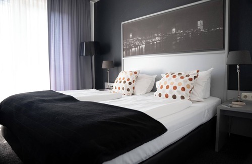 Flittard Hotel | Hotel Medo Köln