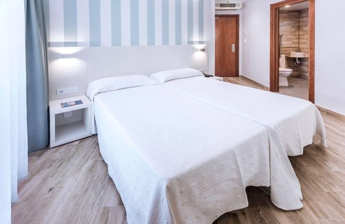 Pineda de Mar Hotel | Hotel Mercè