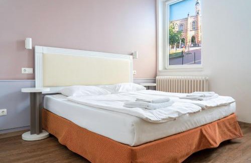 Ujlipotvaros Hotel | Hotel Metro