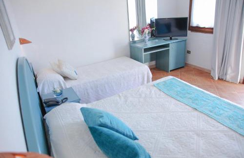 Cannigione Hotel | Hotel Micalosu