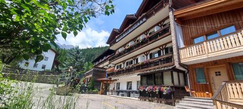 Vigo di Fassa Hotel | Hotel Miramonti