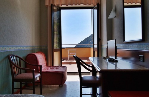 Moneglia Hotel | Hotel Mondial