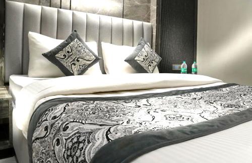 Paharganj Hotel | Hotel Mountain Express ' New Delhi City center