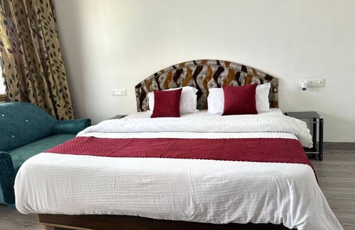 Gobind Dham Hotel | HOTEL NATURE INN