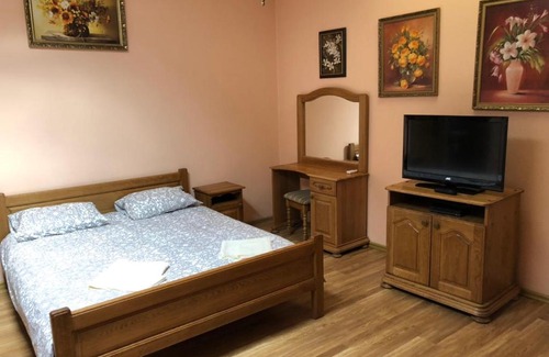 Mukachevo Hotel | Hotel Nikolet