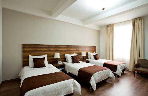Villa Nueva Hotel | Hotel Nutibara