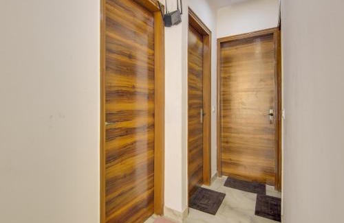 Vikaspuri Hotel | Hotel O AR Residency