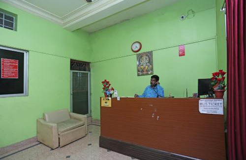 Bhubaneshwar Hotel | Hotel O Ma Guest House