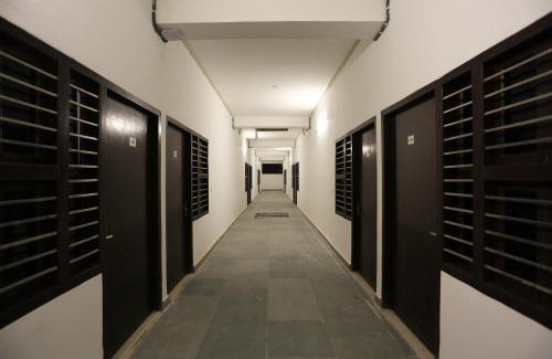 Gurugram Hotel | Hotel O R.K residency
