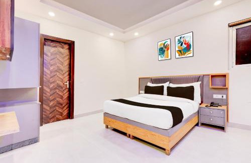 Rohini Hotel | Hotel O Royal Palace