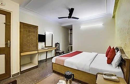 Paharganj Hotel | Hotel O Shbad Deluxe