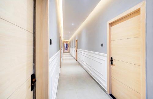Lucknow Hotel | Hotel O SS Royal