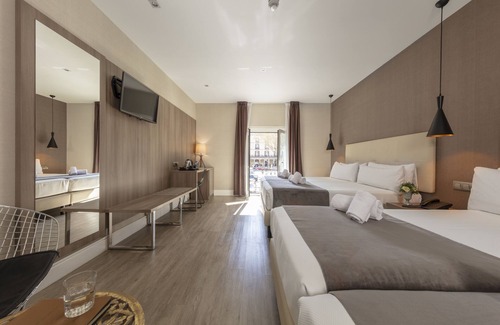 El Born Hotel | Hotel Oasis