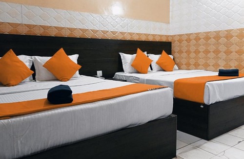 Jaipur District Hotel | HOTEL OM PALACE - Couple friendly & local id accepted