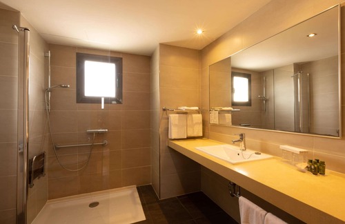 Les Meravelles Hotel | Hotel Pabisa Chico