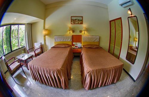 Thanjavur Hotel | Hotel Parisutham