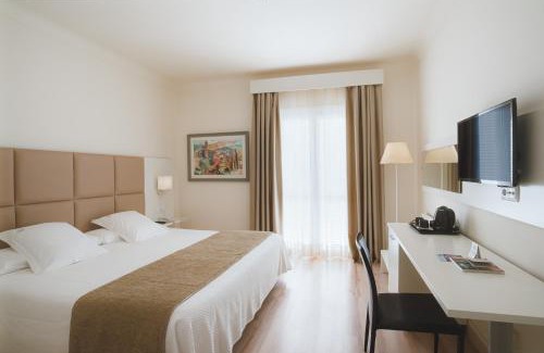 Figueres Hotel | Hotel Pirineos Figueres by Pierre & Vacances