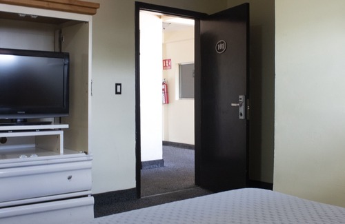 Tijuana Hotel | Hotel Plaza Hermosa