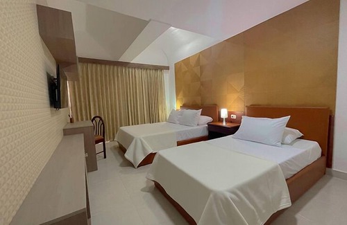 El Prado Hotel | Hotel Prado 72 INN