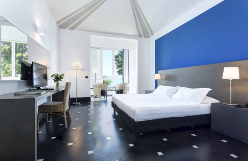 Arenzano Hotel | Hotel Punta San Martino