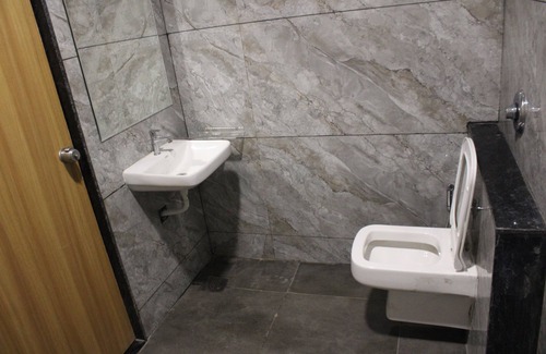 Bhuj Hotel | HOTEL RANN FRONT