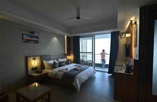 Lansdowne Hotel | Hotel Ravine Palace