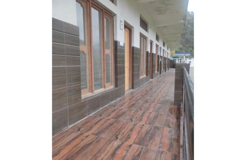 Rajgarhi House | Hotel Rest and Bite, Vikasnagar