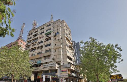 Gandhinagar Hotel | HOTEL REST INN