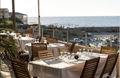 Centuri Hotel | Hotel-Restaurant Le Vieux Moulin