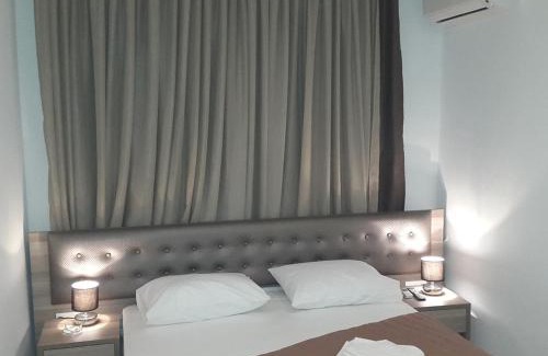 Vardaris Hotel | Hotel Rex