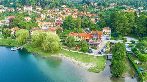 Mergozzo Hotel | Hotel Ristorante La Quartina