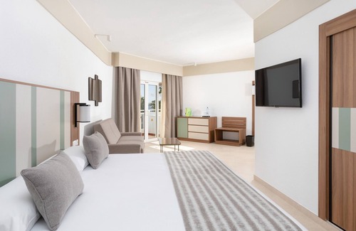 Los Pocillos Resort | Hotel Riu Paraiso Lanzarote - All Inclusive