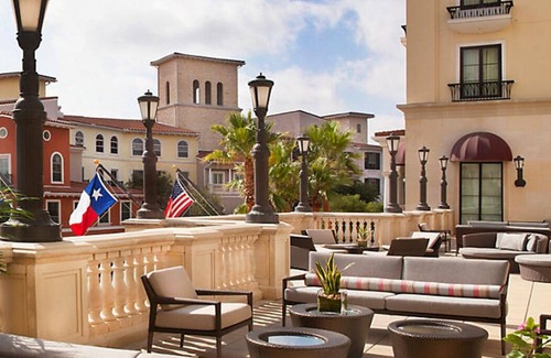 Wetmore House | Hotel Room at the Luxurious Eilan Hotel and Spa