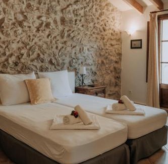 Orient Hotel | Hotel Rural Nou Dalt Muntanya