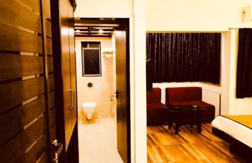 Pardi Hotel | Hotel Saikripa Imperial