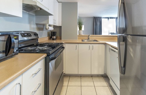 Quartier des Spectacles Hotel | Hotel Saint-Laurent Montreal