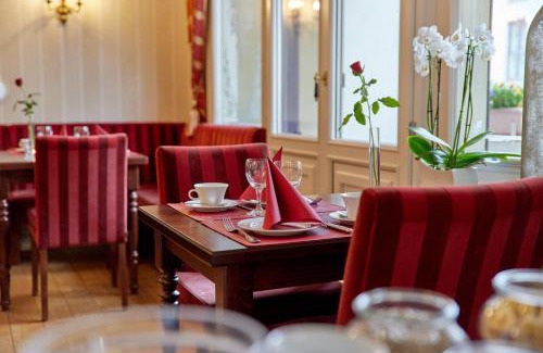 Kues Hotel | Hotel Sankt Maximilian
