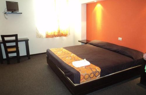 Los Mochis Hotel | Hotel Santa Cruz Mochis