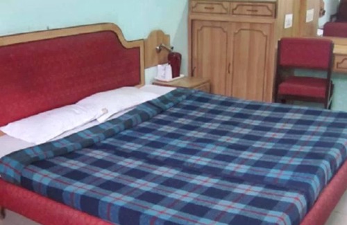 Bullawala Hotel | Hotel Saurab