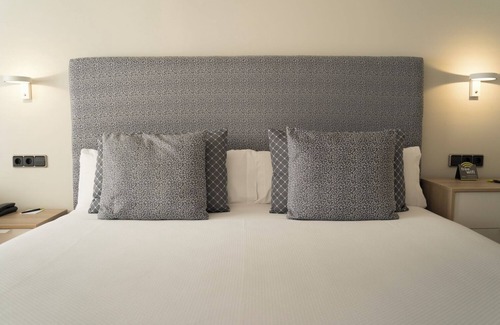 Vigo Hotel | Hotel Sercotel Tres Luces