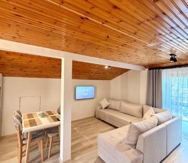 Shkoder Hotel | Hotel Shkodra Lake